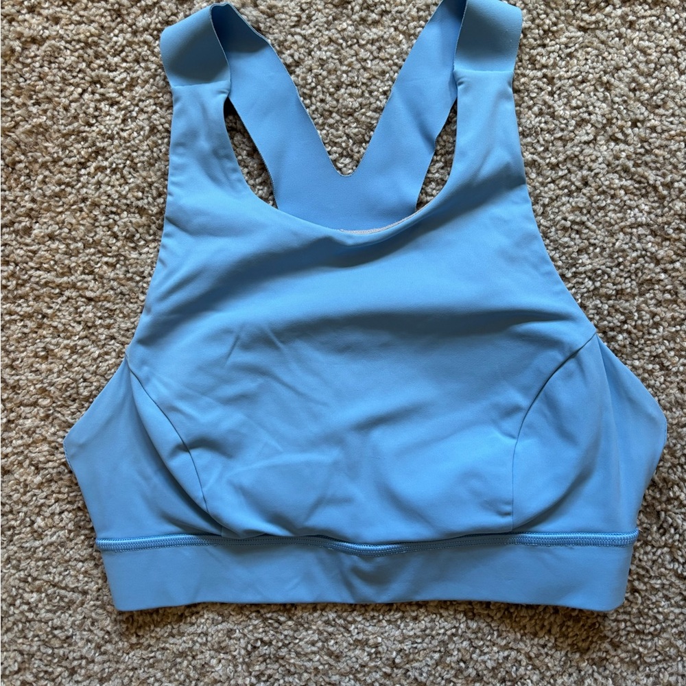 Lululemon Blue Fast and Free Bra Size 6 - Picture 3 of 6